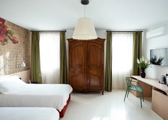 Antica Pusterla Relais De Charme 4*