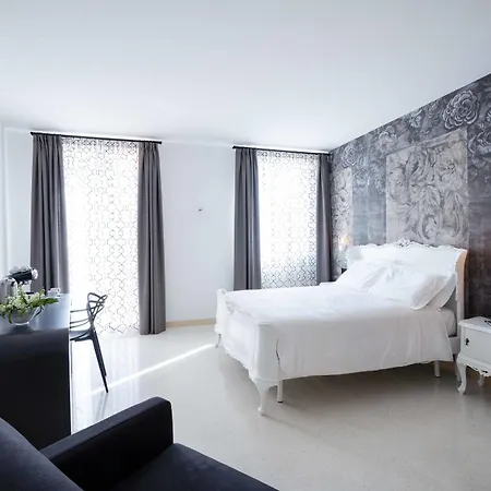 Antica Pusterla Relais De Charme ゲストハウス ヴィチェンツァ