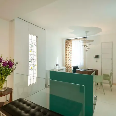 ゲストハウス Antica Pusterla Relais De Charme 4*